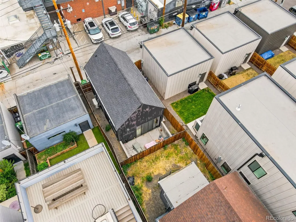 3251 Lawrence Street Denver CO 80205