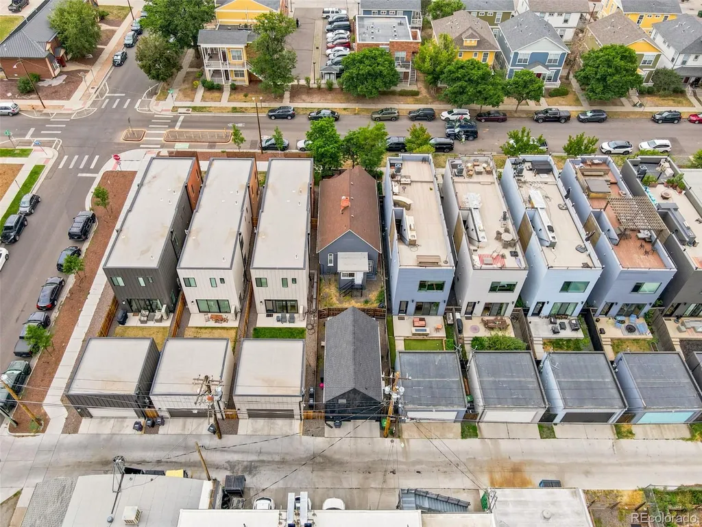 3251 Lawrence Street Denver CO 80205