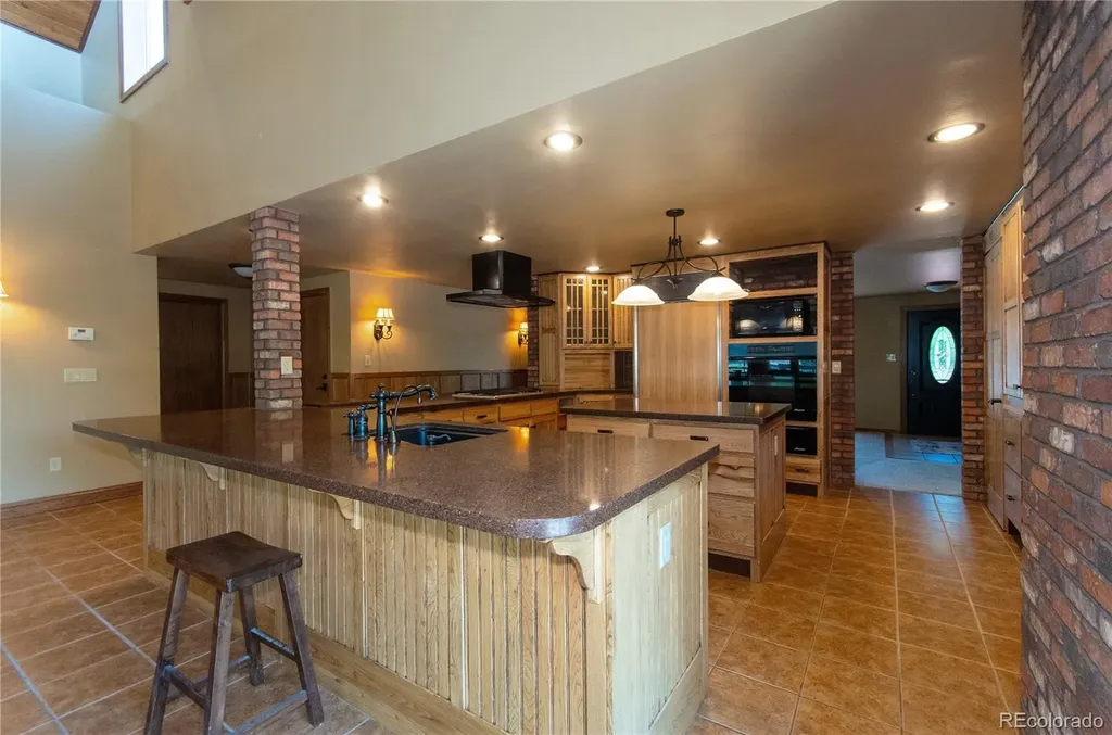 2226 Glenwood Circle Colorado Springs CO 80909