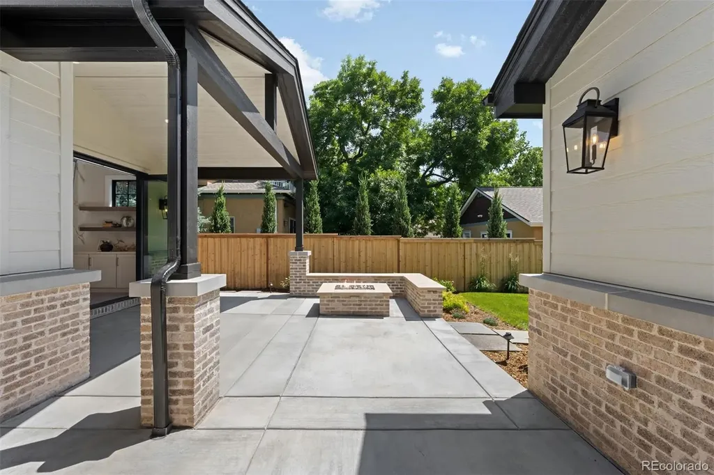 2237 S Madison Street Denver CO 80210