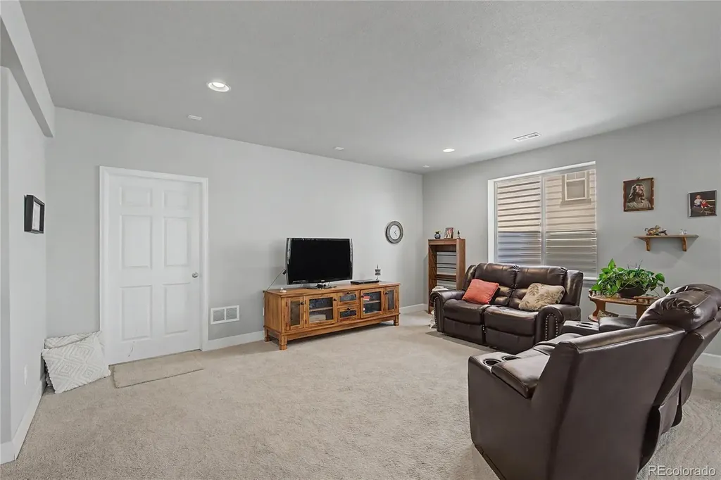 19164 W 85th Bluff Arvada CO 80007
