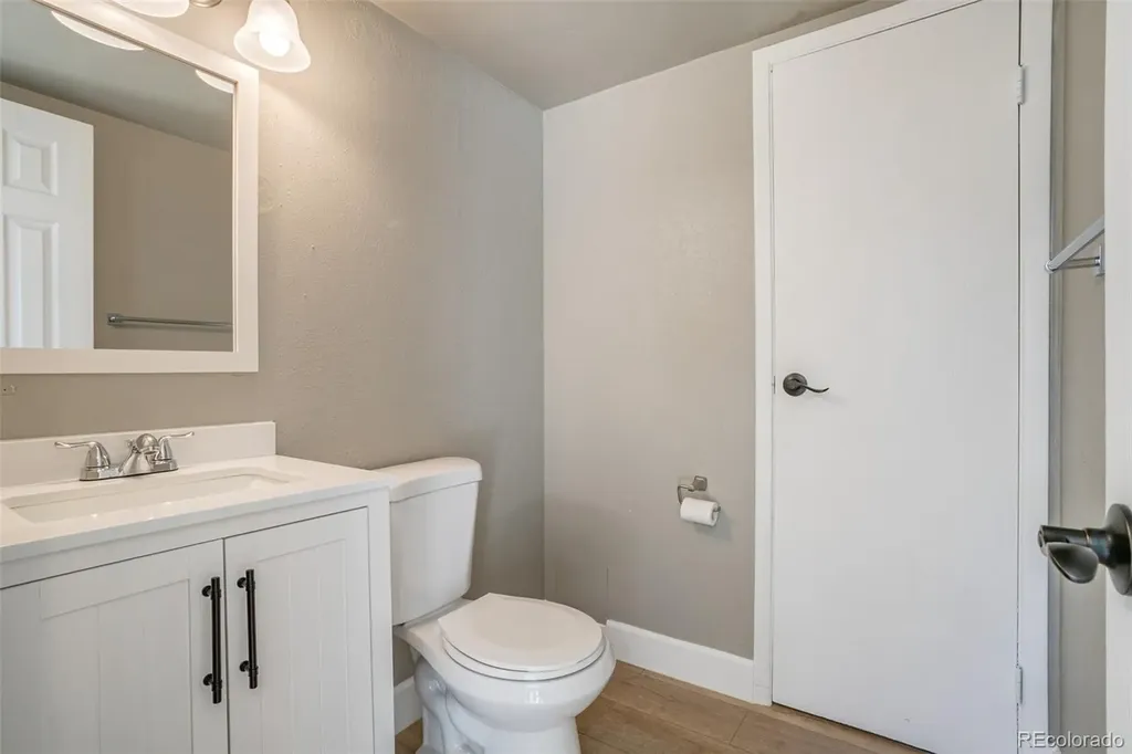 9605 E Kansas Circle Denver CO 80247