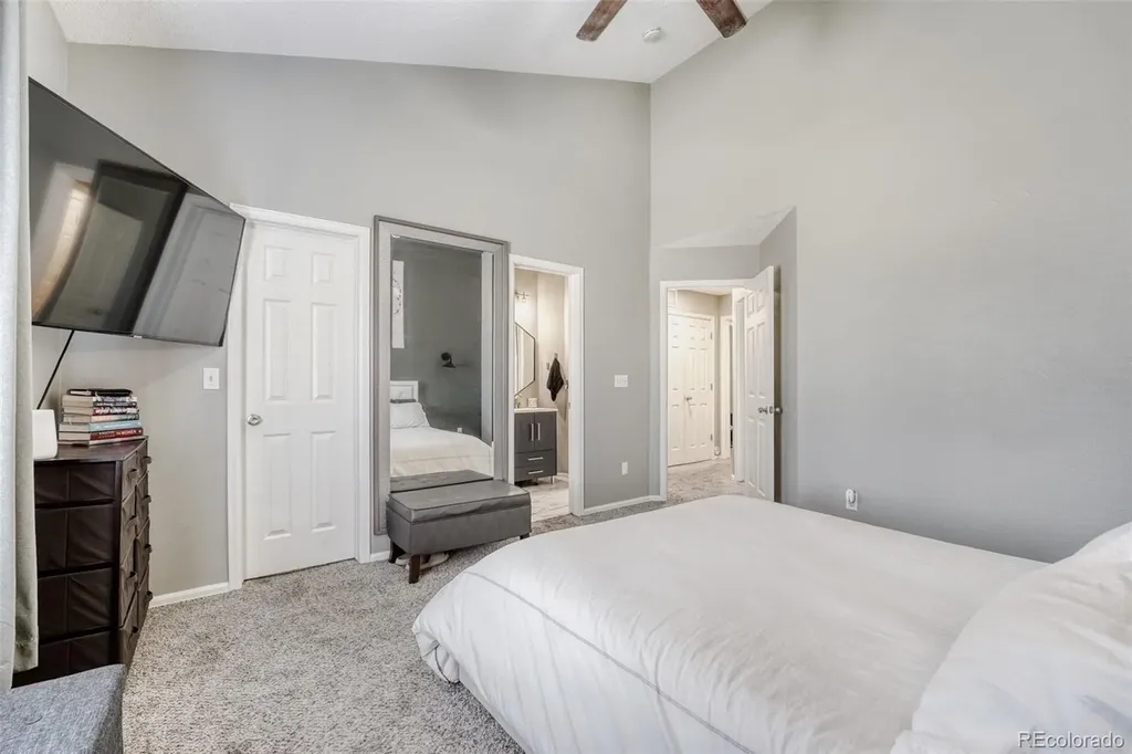 2624 S Gibralter Street Aurora CO 80013