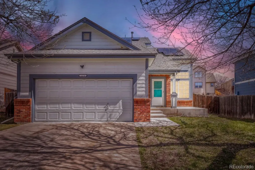 2624 S Gibralter Street Aurora CO 80013