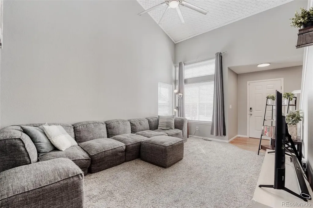 2624 S Gibralter Street Aurora CO 80013