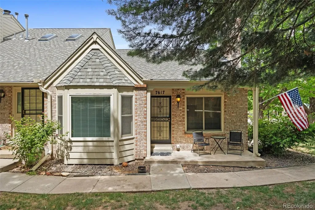 7617 S Cove Circle Centennial CO 80122