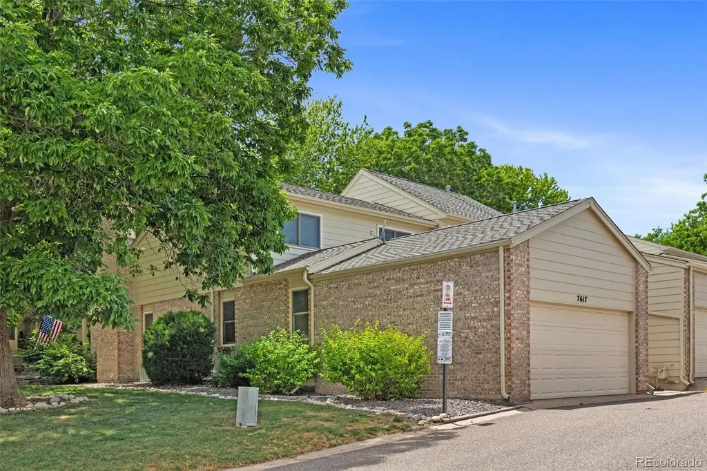 7617 S Cove Circle Centennial CO 80122
