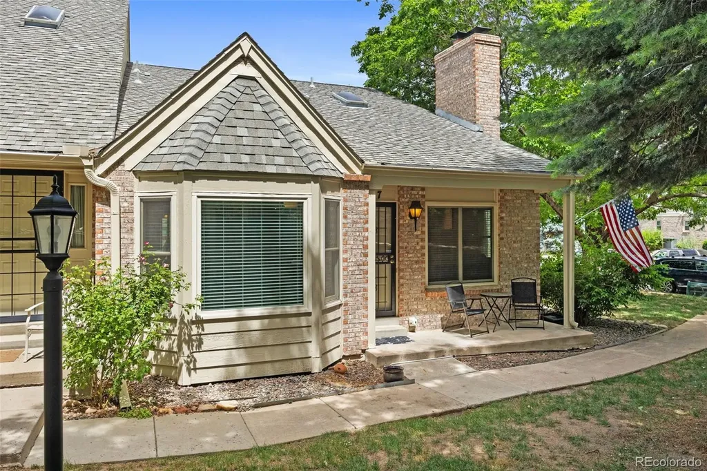 7617 S Cove Circle Centennial CO 80122