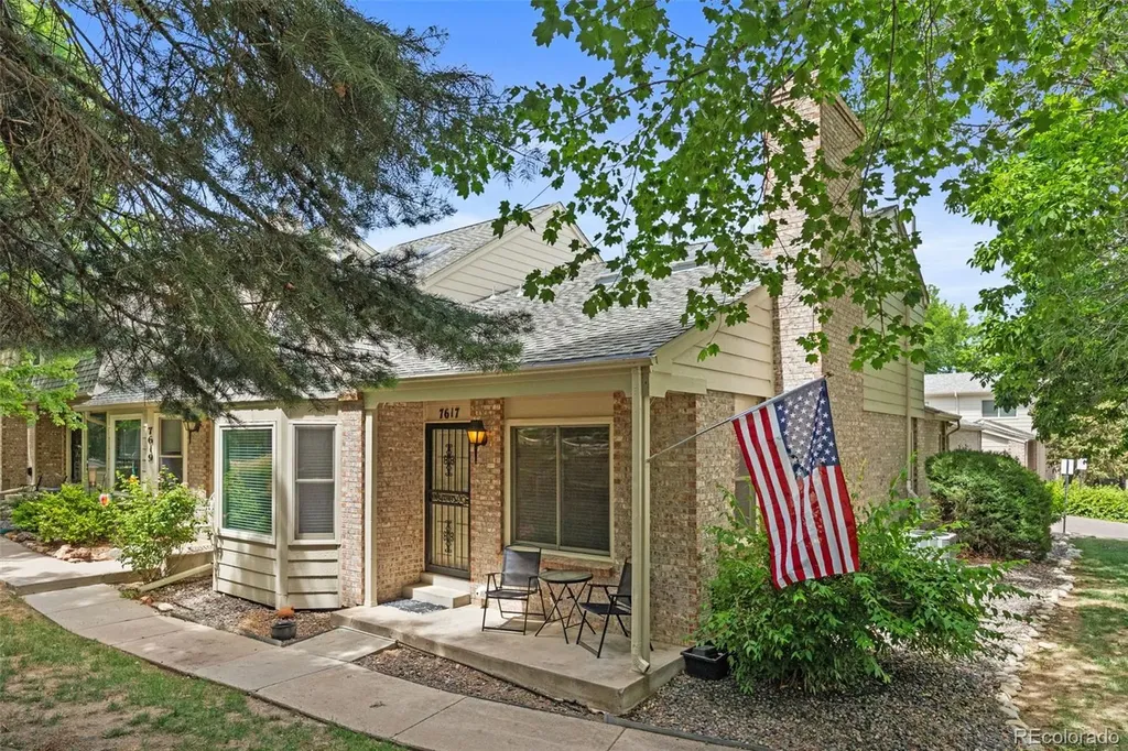 7617 S Cove Circle Centennial CO 80122