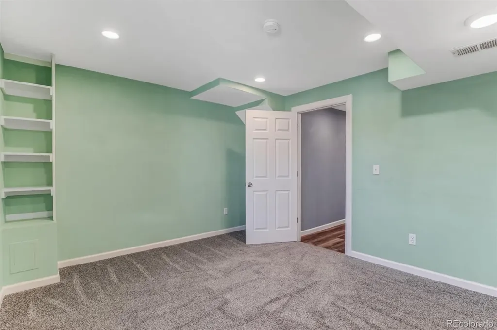 10142 W Dartmouth Avenue Lakewood CO 80227