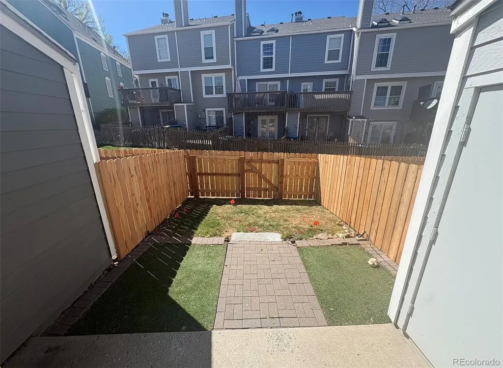 10142 W Dartmouth Avenue Lakewood CO 80227