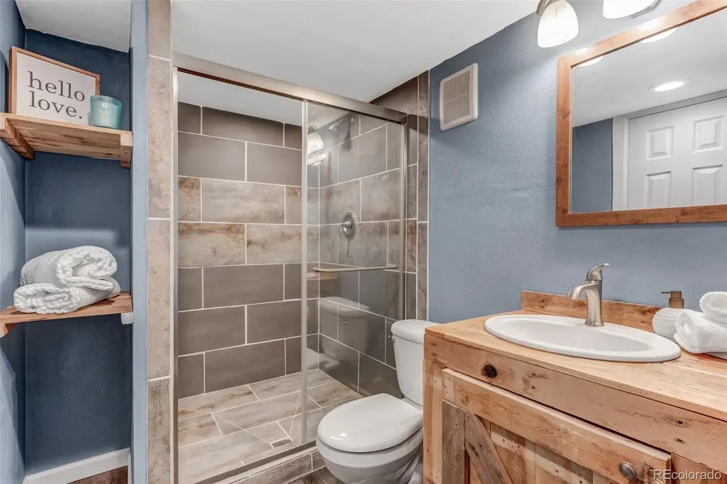 10142 W Dartmouth Avenue Lakewood CO 80227