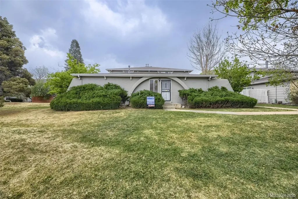 1246 Sable Boulevard Aurora CO 80011