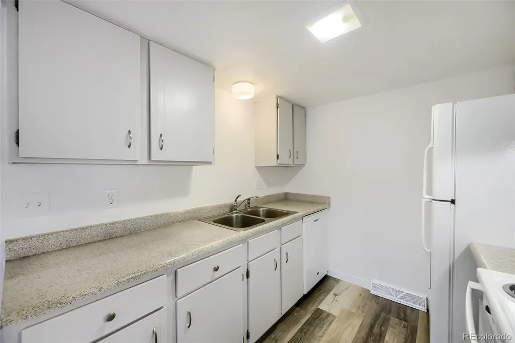 1246 Sable Boulevard Aurora CO 80011