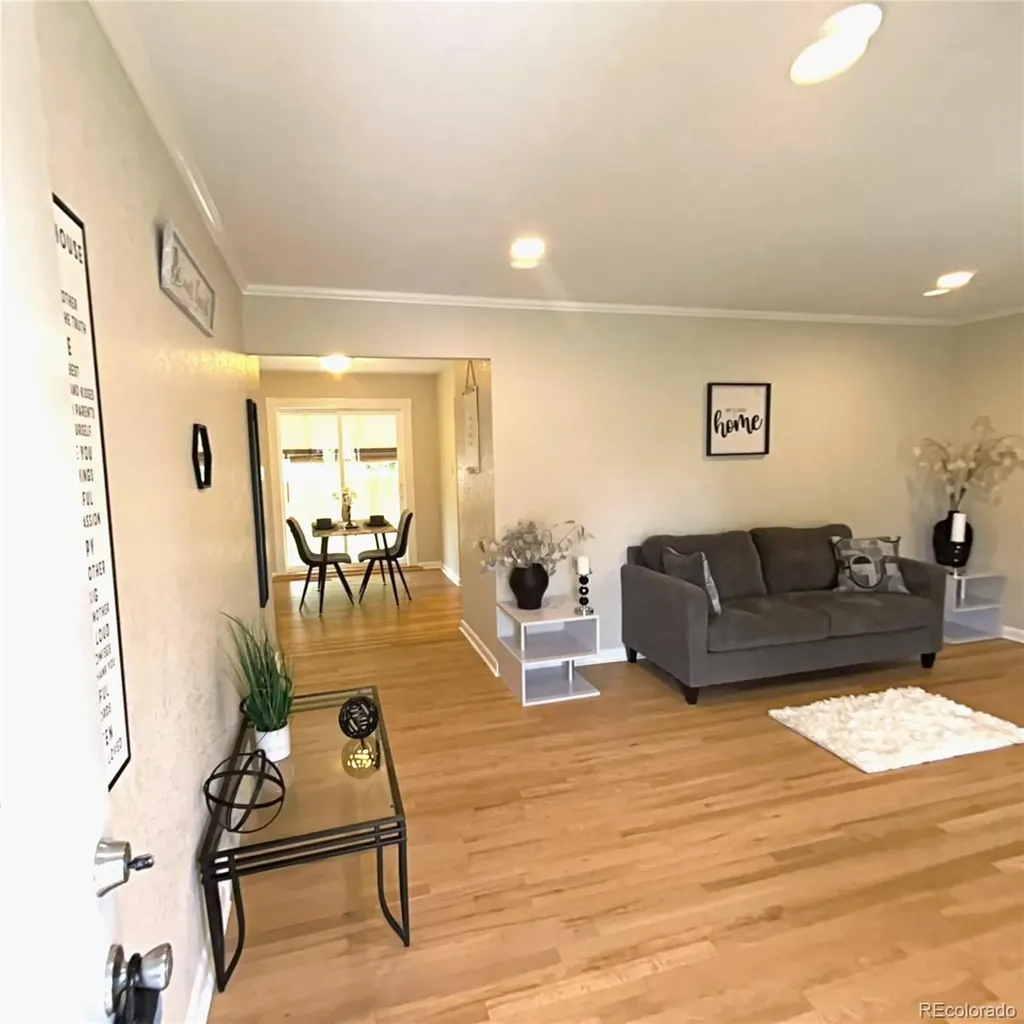 1125 S Eaton Court Lakewood CO 80232