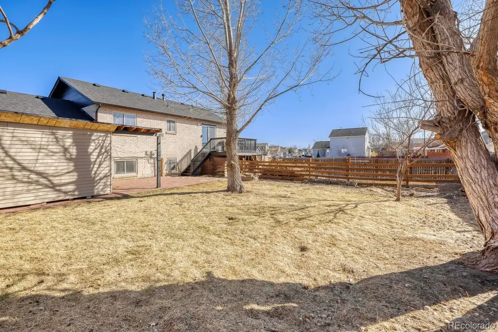 5303 Elkhart Denver CO 80239