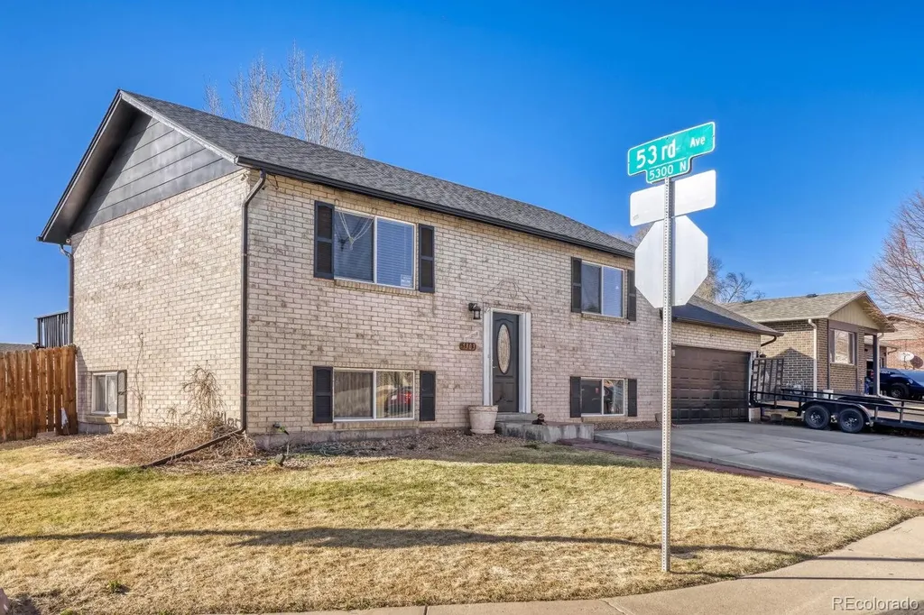 5303 Elkhart Denver CO 80239