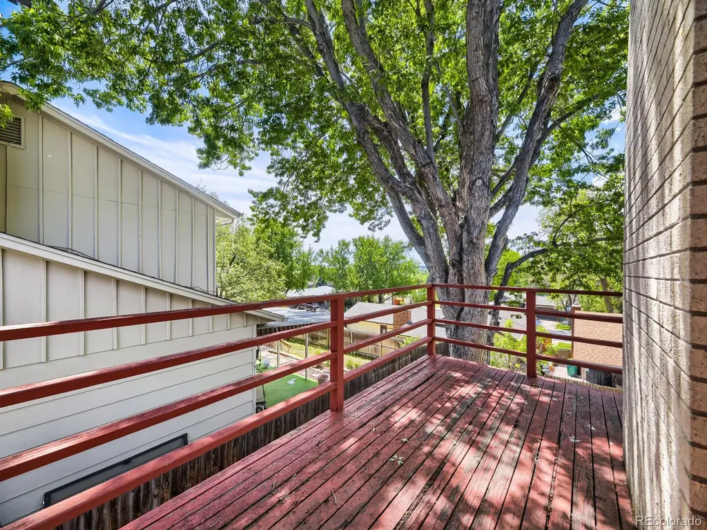 8874 W Harvard Drive Lakewood CO 80227