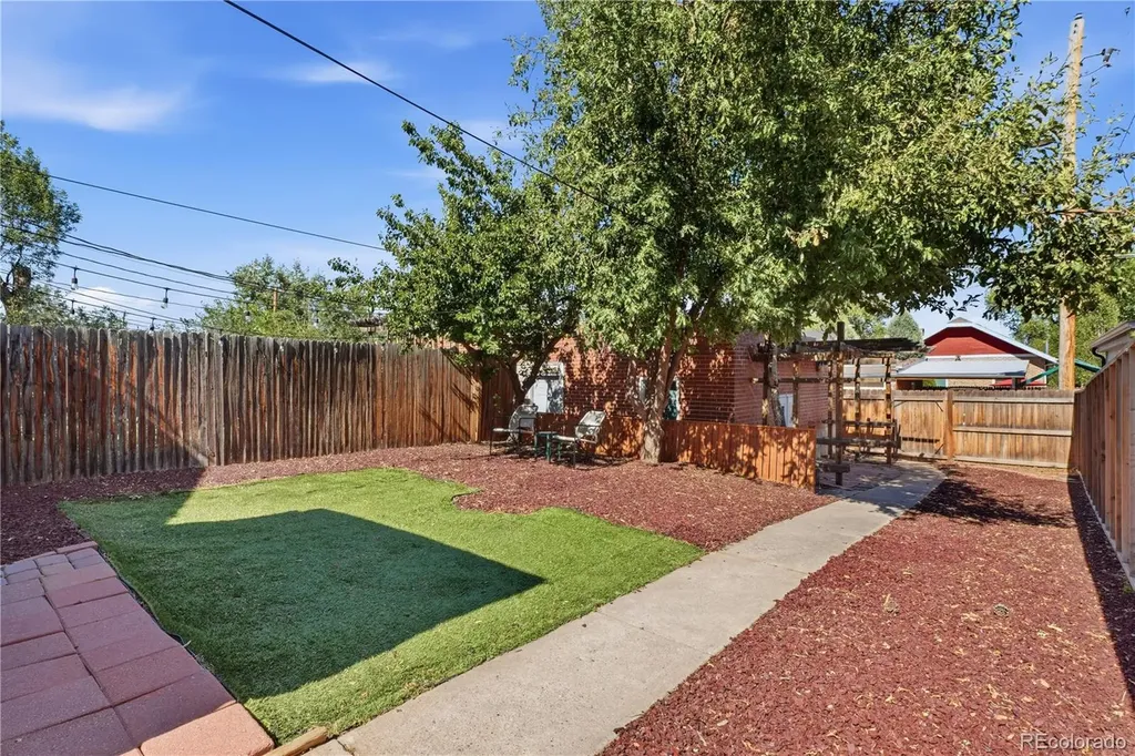 2440 N Gaylord Street Denver CO 80205