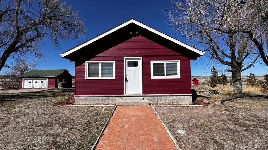 1671 N State Highway 83 Franktown CO 80116