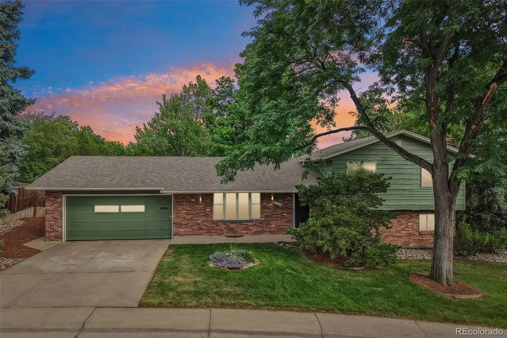 2720 S Chase Way Denver CO 80227