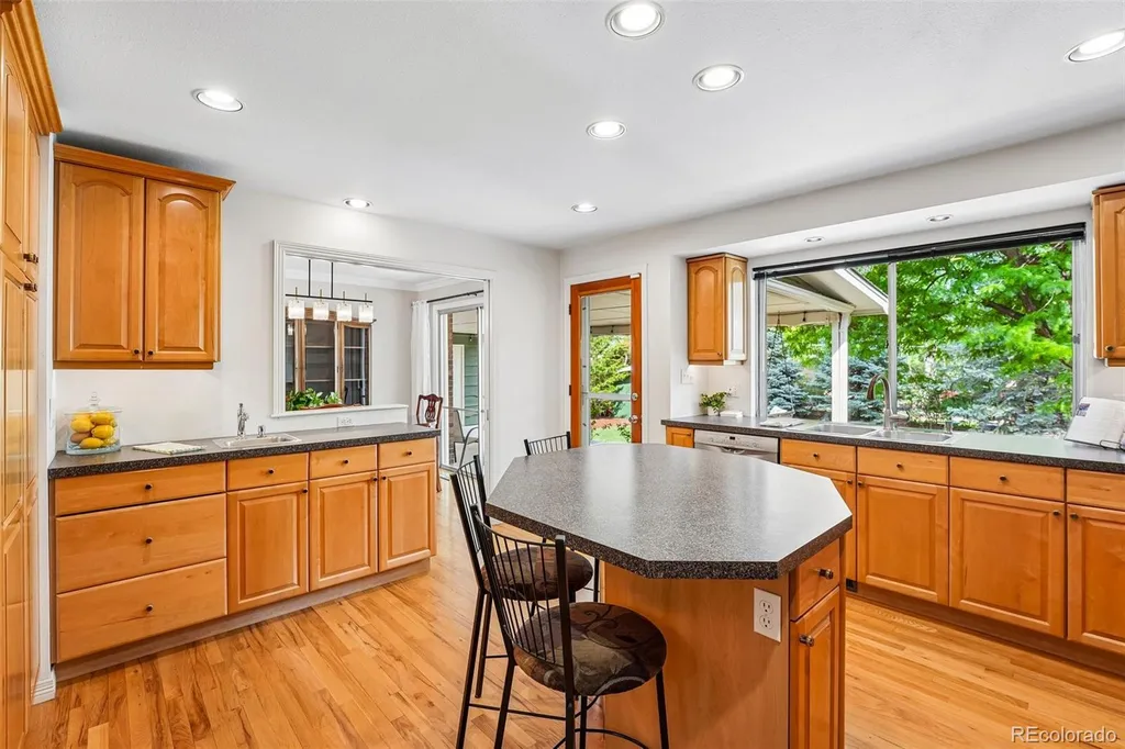 2720 S Chase Way Denver CO 80227