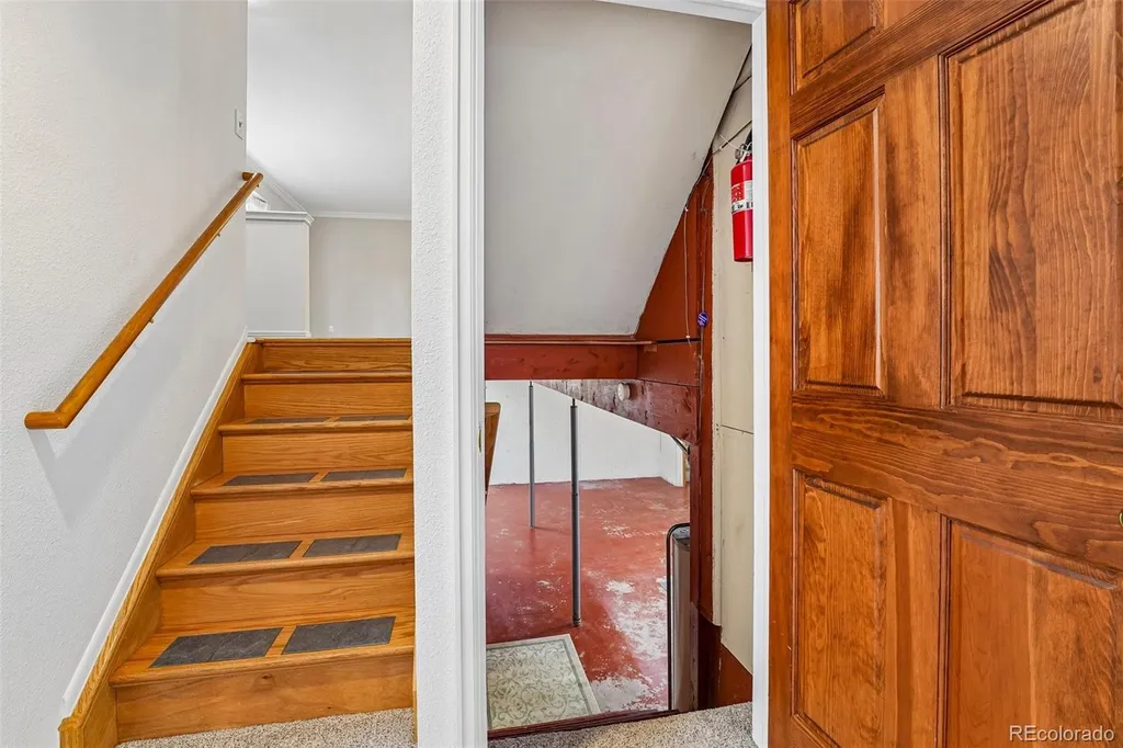 2720 S Chase Way Denver CO 80227