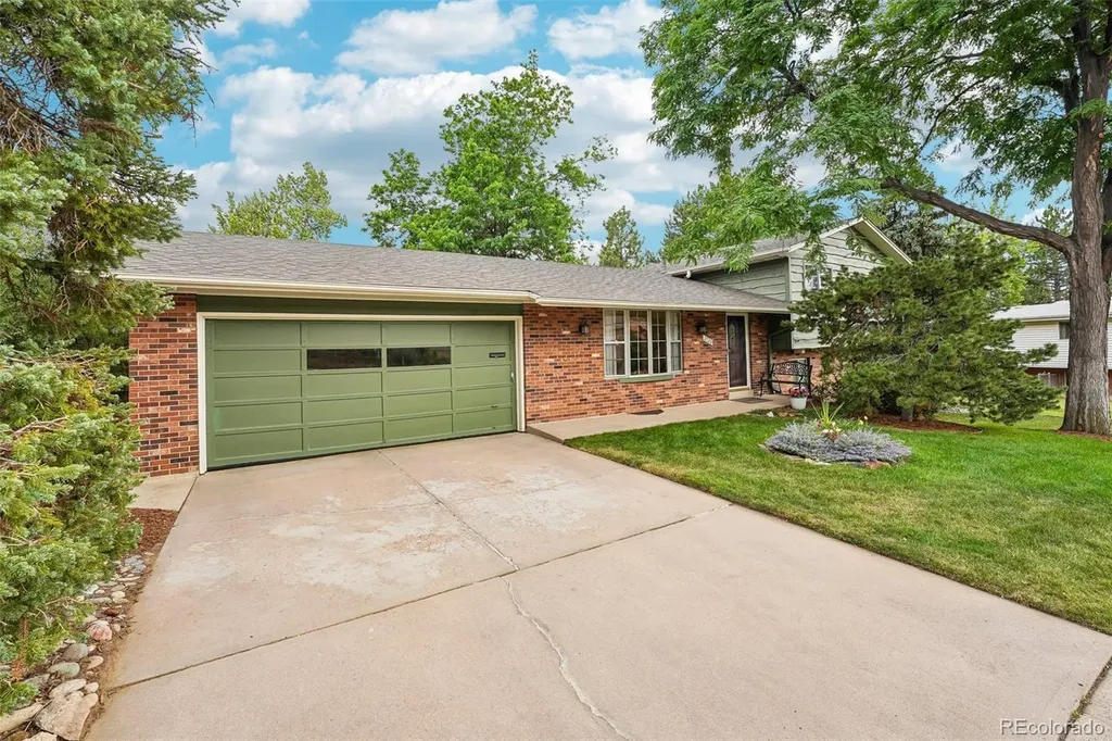 2720 S Chase Way Denver CO 80227