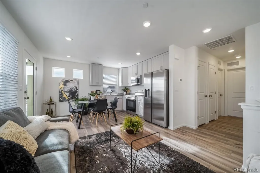 10070 Revere Court Commerce City CO 80022