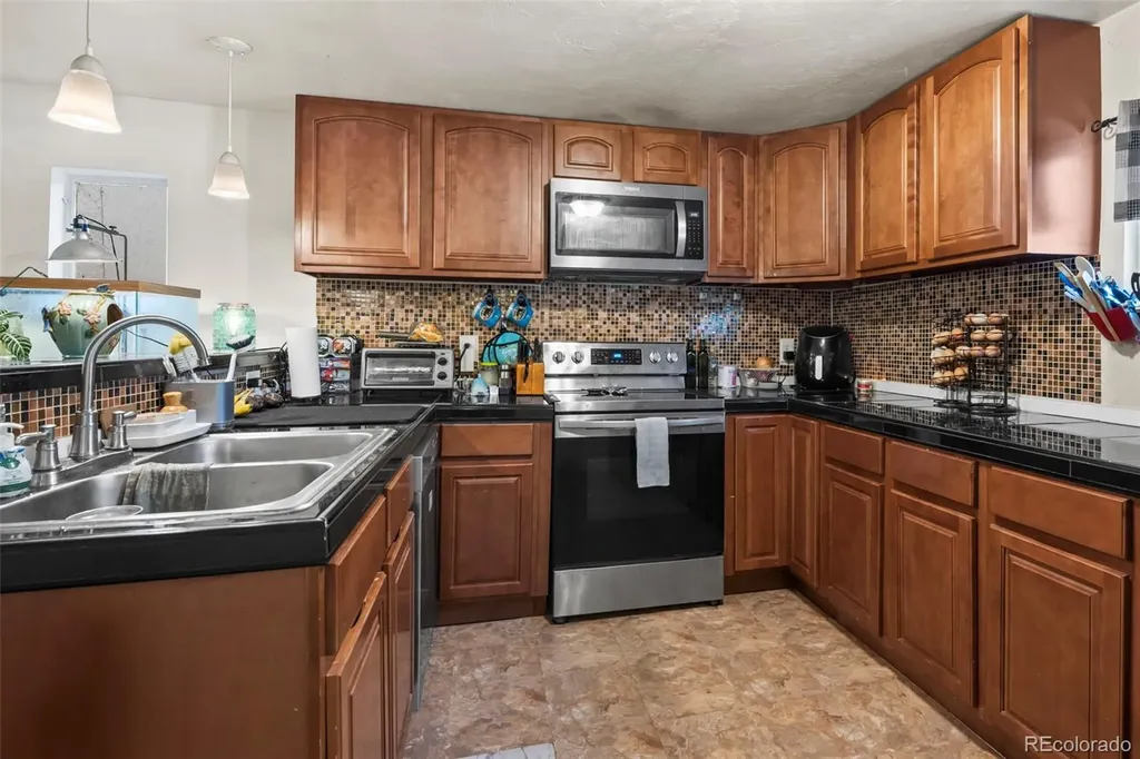 6781 Hooker Street Denver CO 80221
