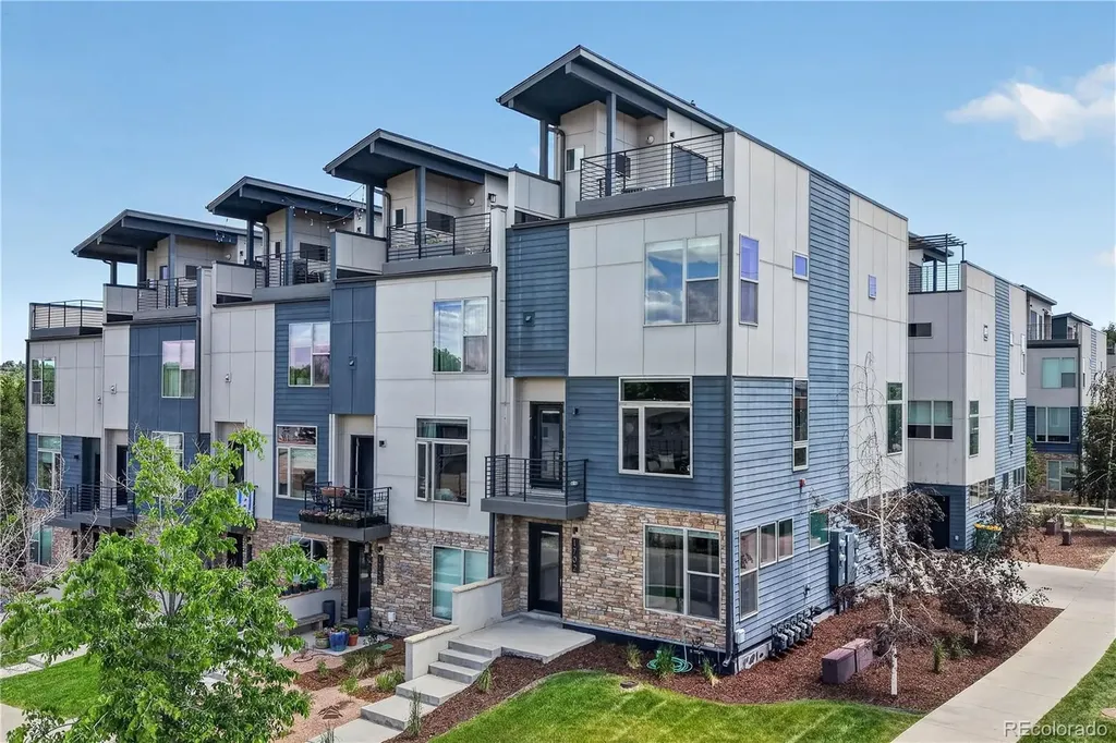 1702 Fenton Street Lakewood CO 80214