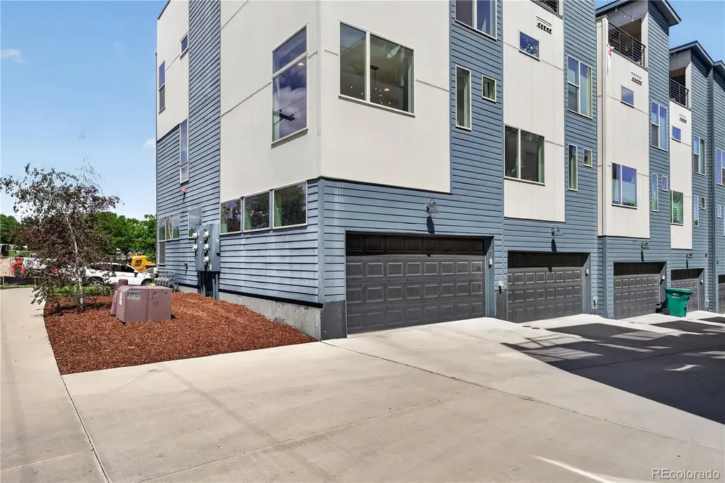 1702 Fenton Street Lakewood CO 80214