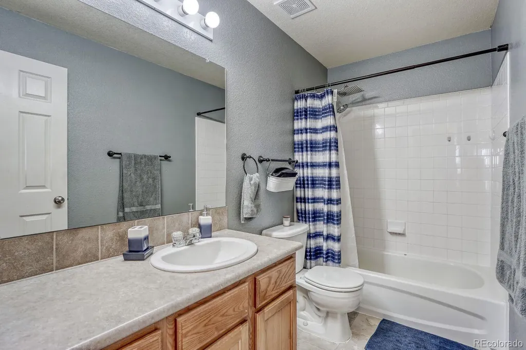 2152 Asoka Street Strasburg CO 80136