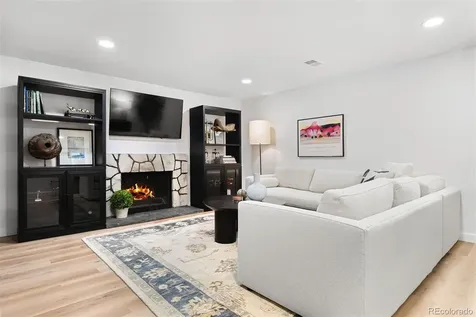 4202 E Maplewood Way Centennial CO 80121