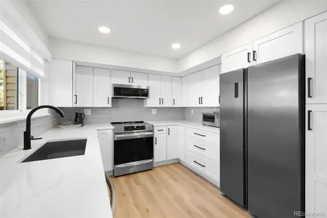 4202 E Maplewood Way Centennial CO 80121