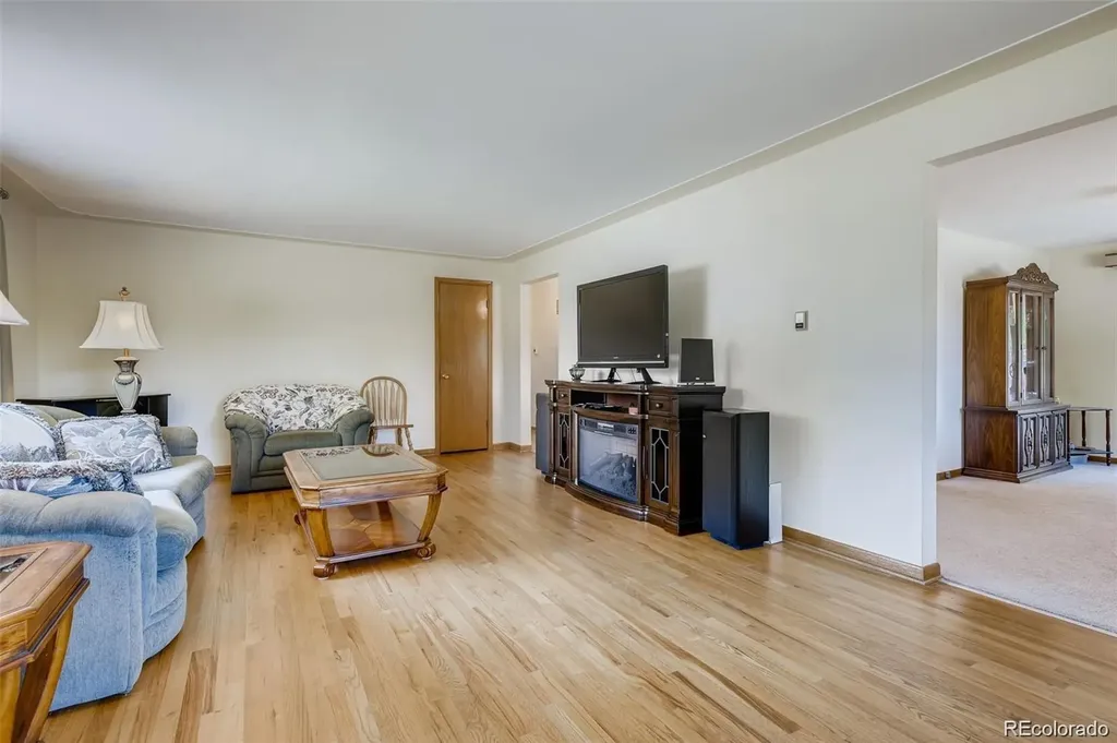 7807 W 33rd Avenue Wheat Ridge CO 80033
