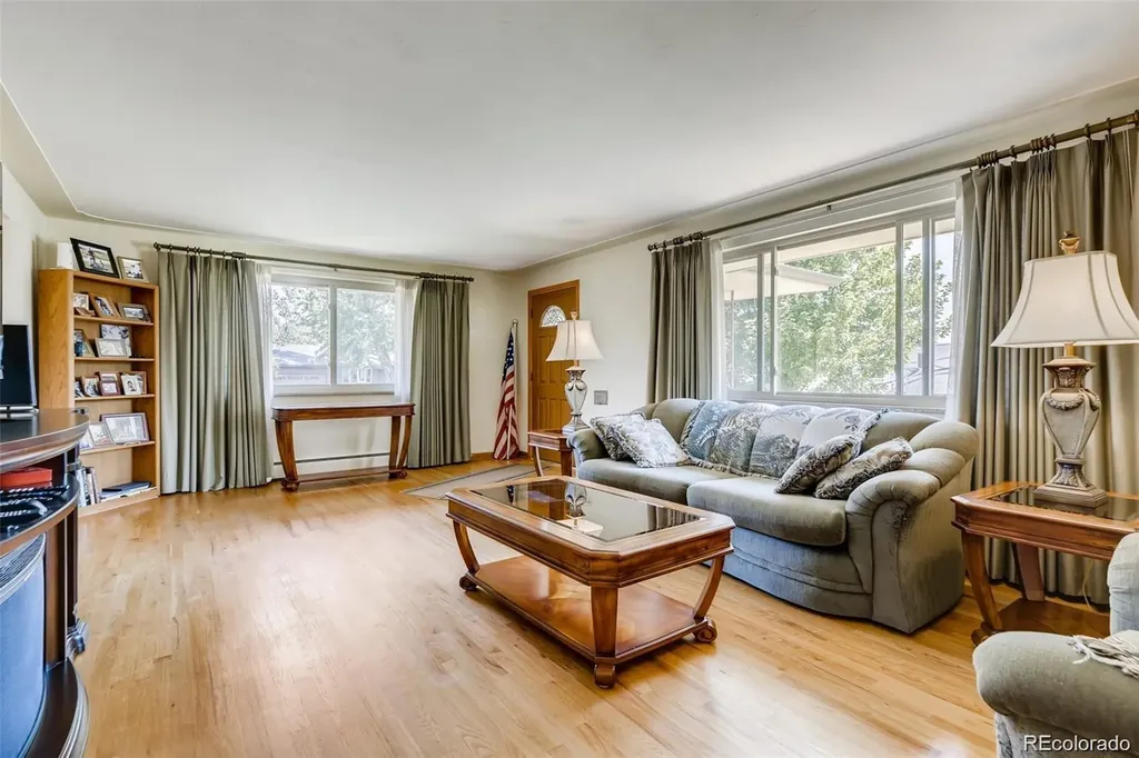 7807 W 33rd Avenue Wheat Ridge CO 80033