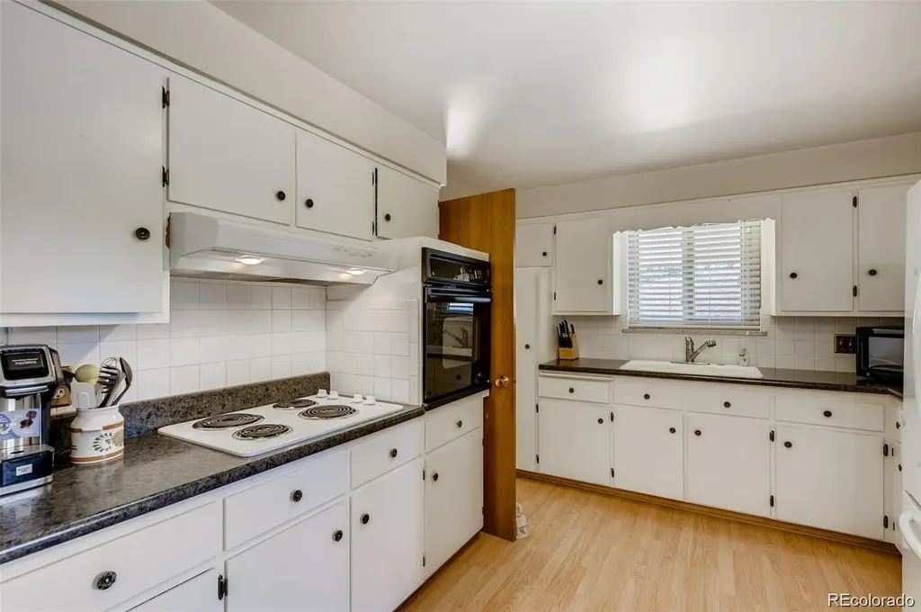 7807 W 33rd Avenue Wheat Ridge CO 80033