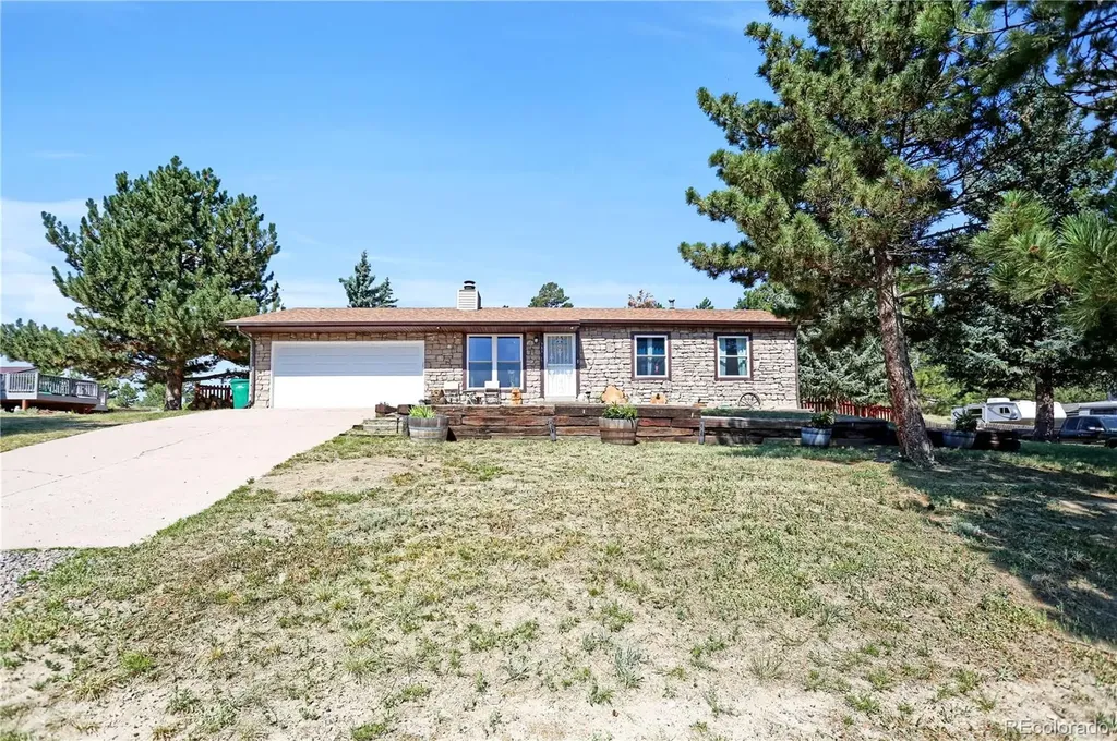 751 S Pearl Street Elizabeth CO 80107