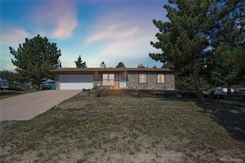 751 S Pearl Street Elizabeth CO 80107