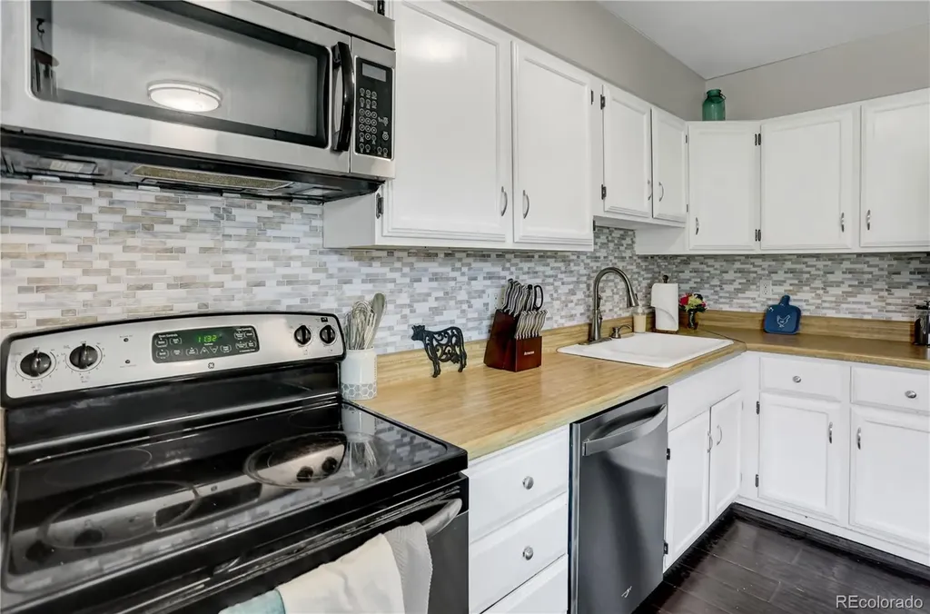 751 S Pearl Street Elizabeth CO 80107