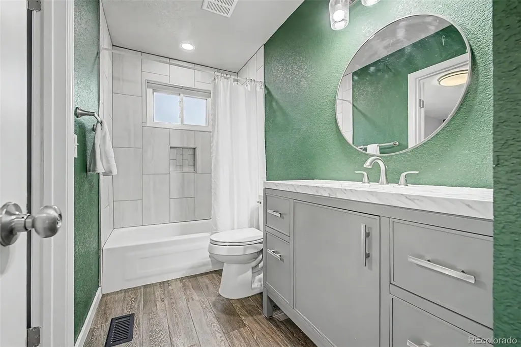 995 W Nolte Drive Colorado Springs CO 80916