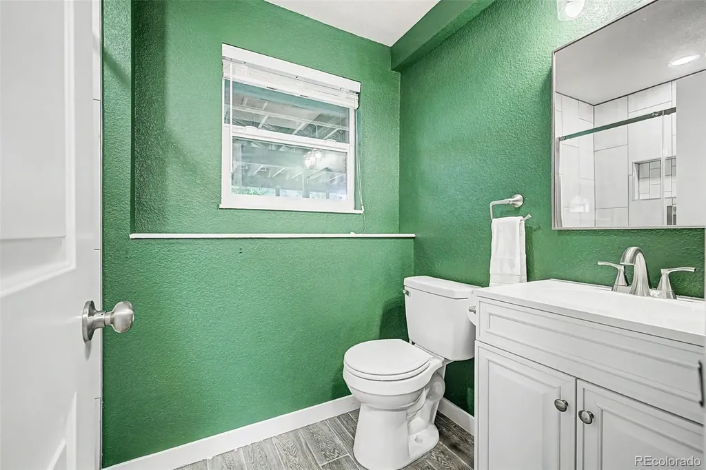 995 W Nolte Drive Colorado Springs CO 80916