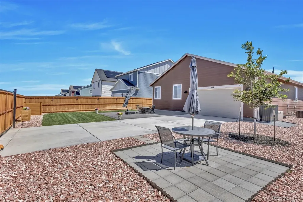 2959 Nectar Street Strasburg CO 80136