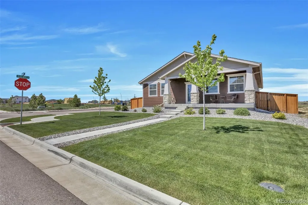 2959 Nectar Street Strasburg CO 80136