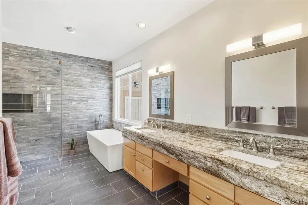2528 Willow Glen Drive Colorado Springs CO 80920