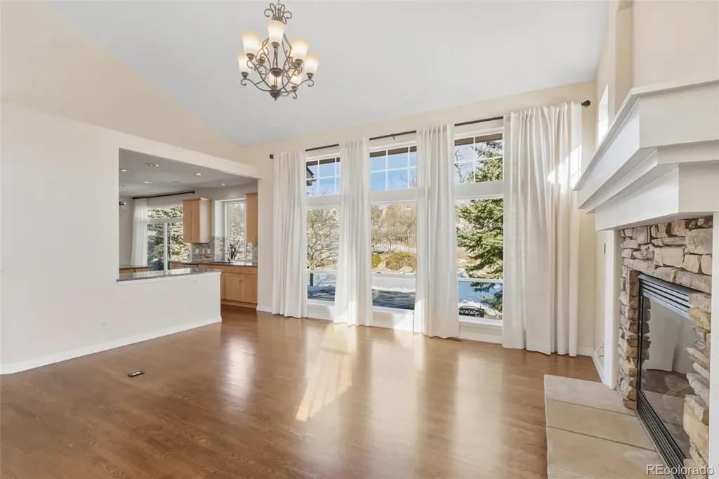 2528 Willow Glen Drive Colorado Springs CO 80920