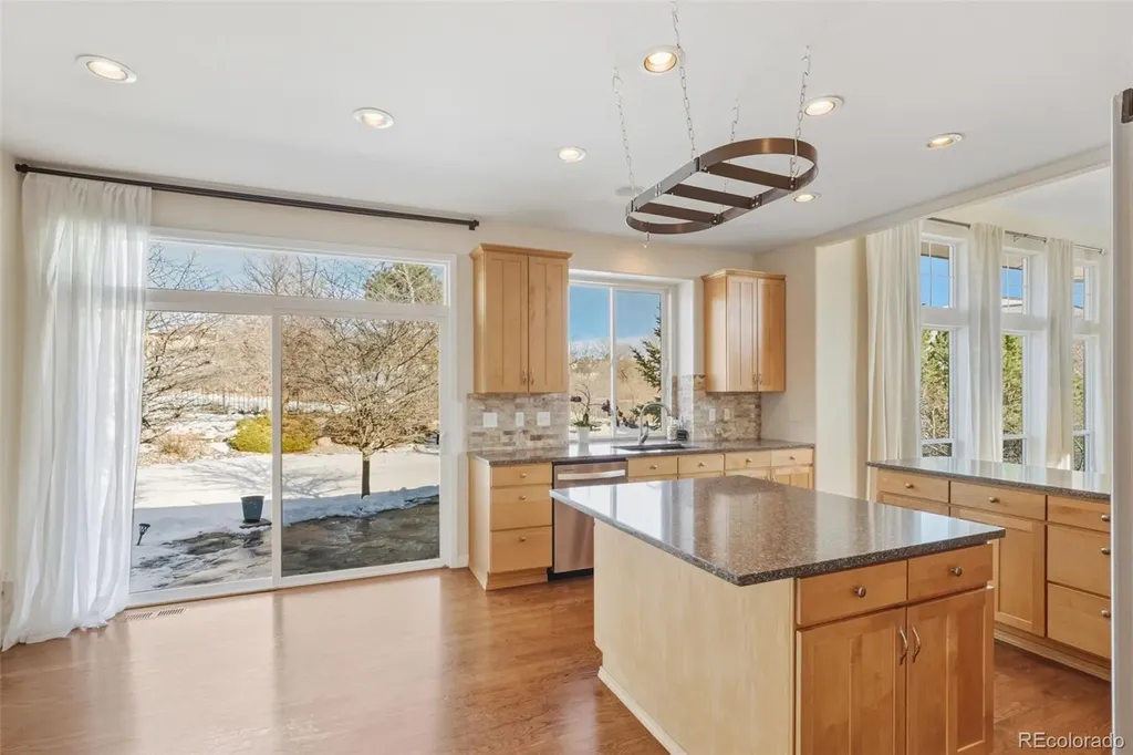 2528 Willow Glen Drive Colorado Springs CO 80920