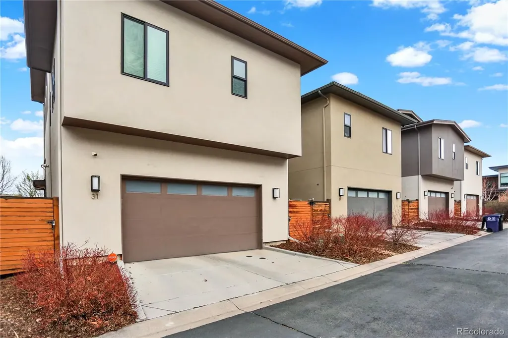 31 S Oneida Court Denver CO 80230