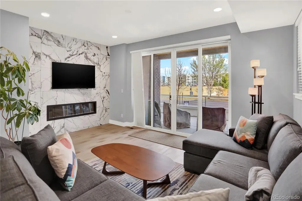 31 S Oneida Court Denver CO 80230